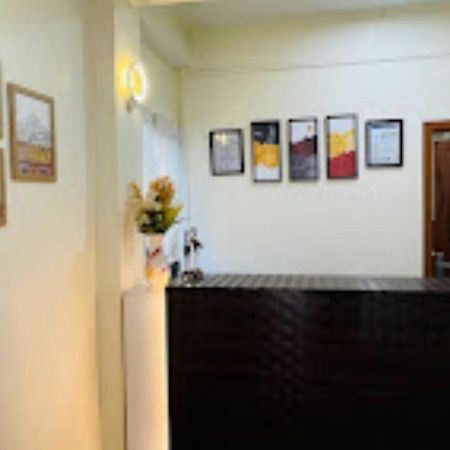 Hotel Sunrise Imphal Esterno foto